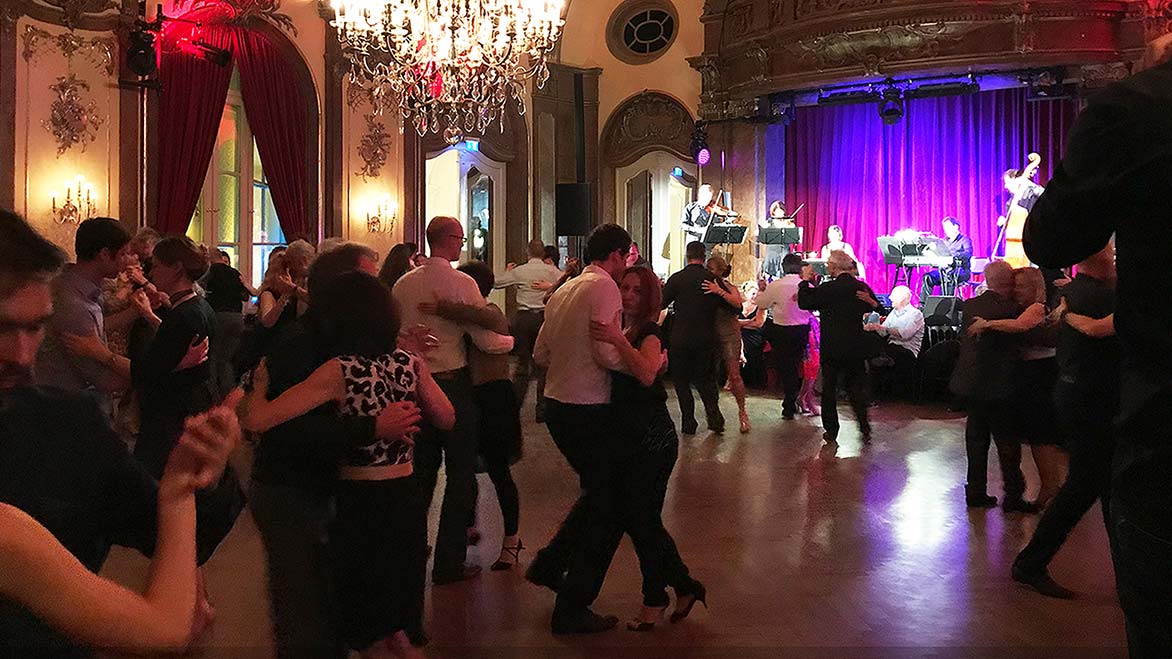 Milonga Header