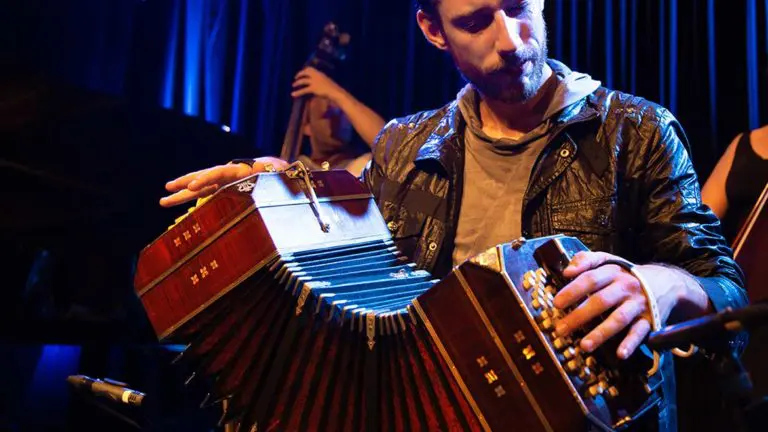 Encabezado de Tangomúsica