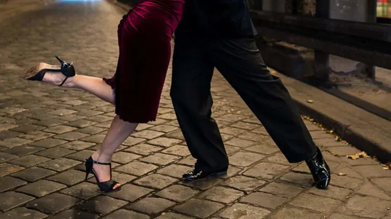 Encabezado del léxico de pasos de tango