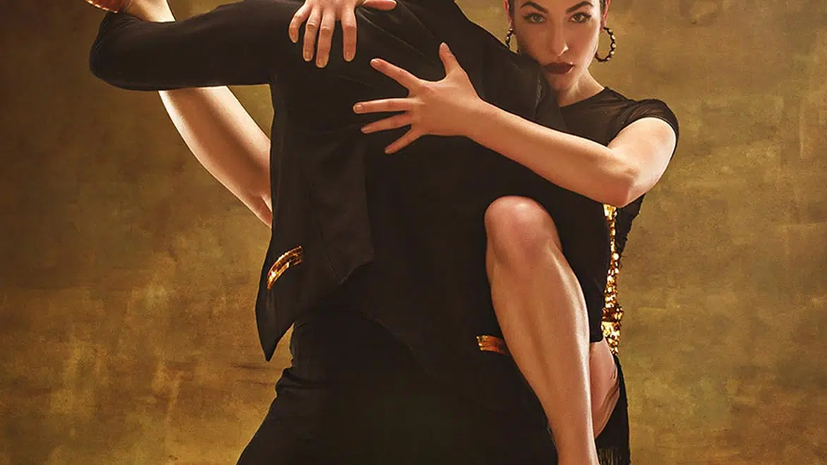 Tangotanz Show Pose