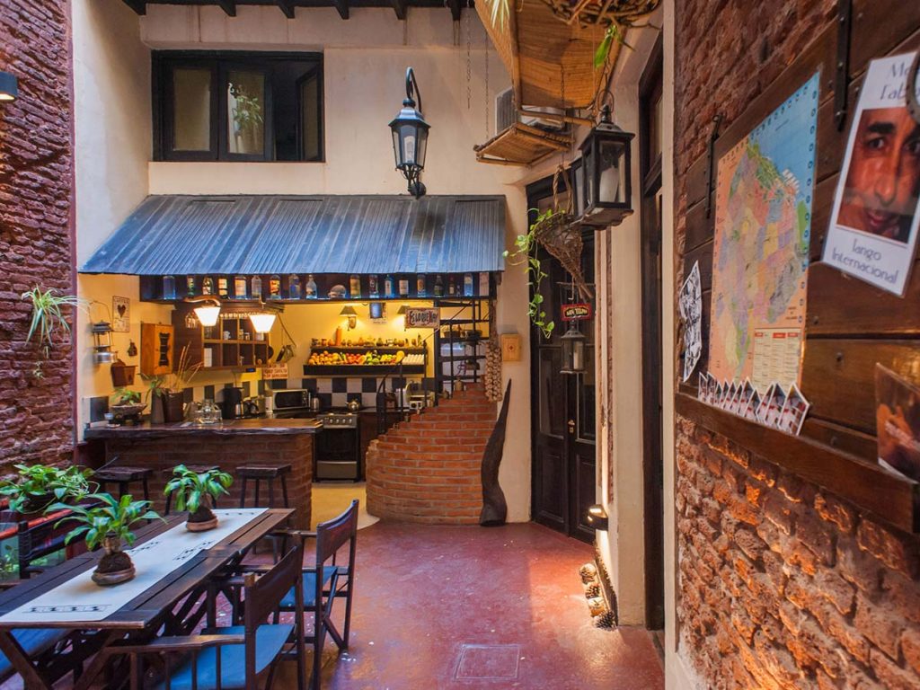 Der Patio Mit Bar